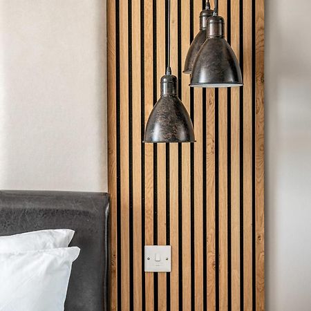 Canary Wharf Retreat With Free Secure Parking London Eksteriør bilde