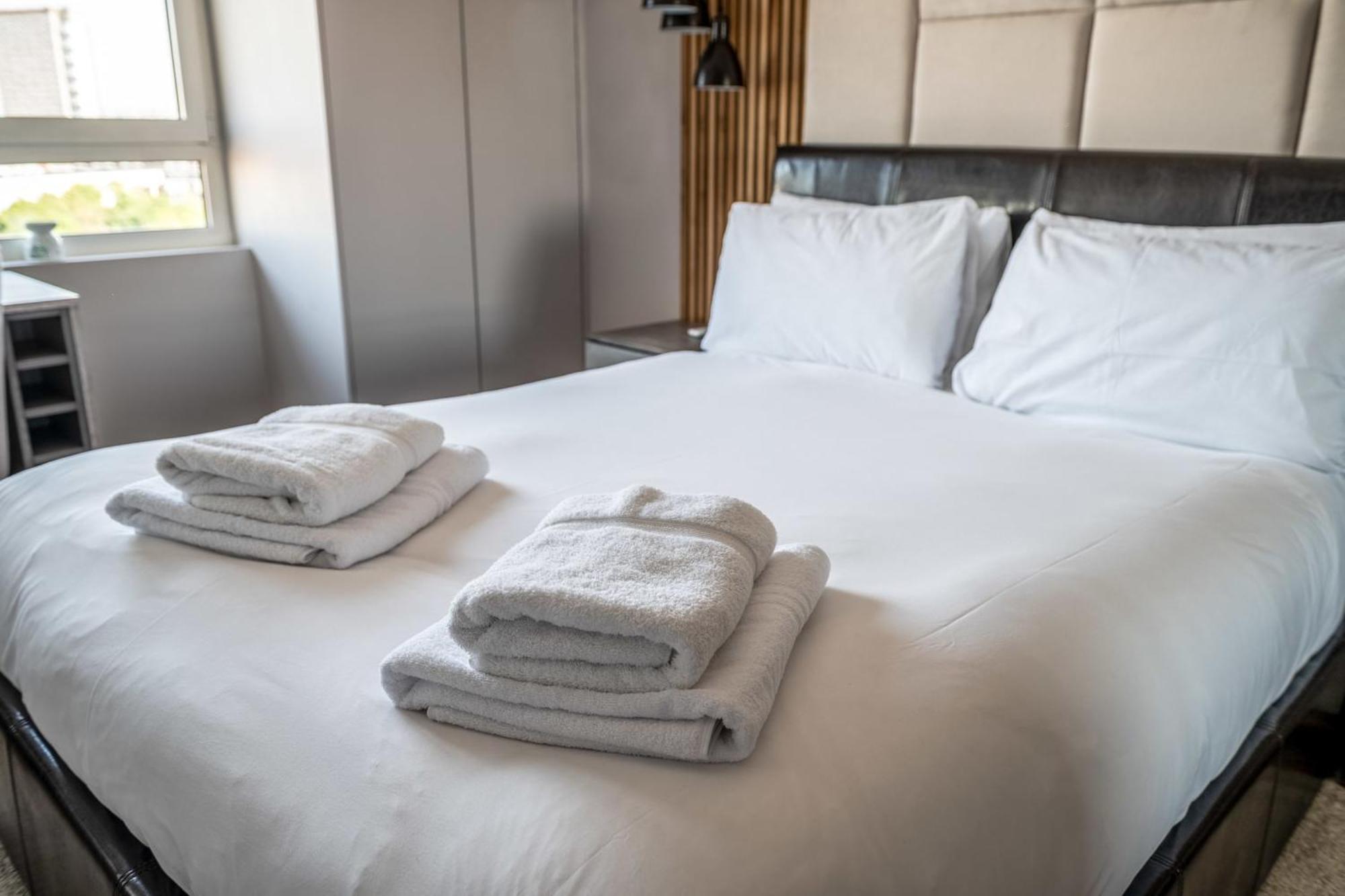 Canary Wharf Retreat With Free Secure Parking London Eksteriør bilde