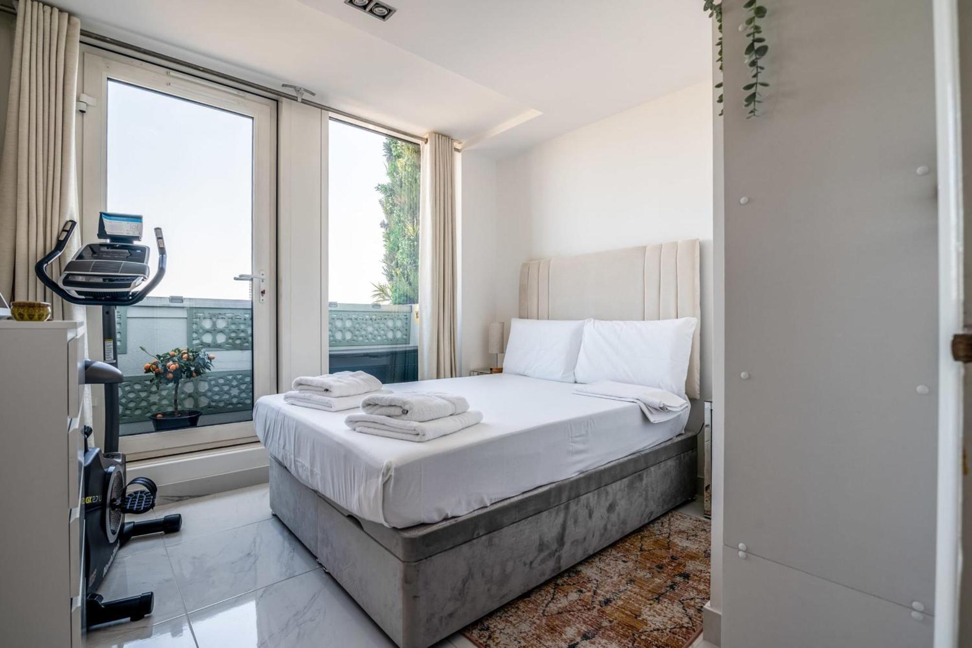 Canary Wharf Retreat With Free Secure Parking London Eksteriør bilde