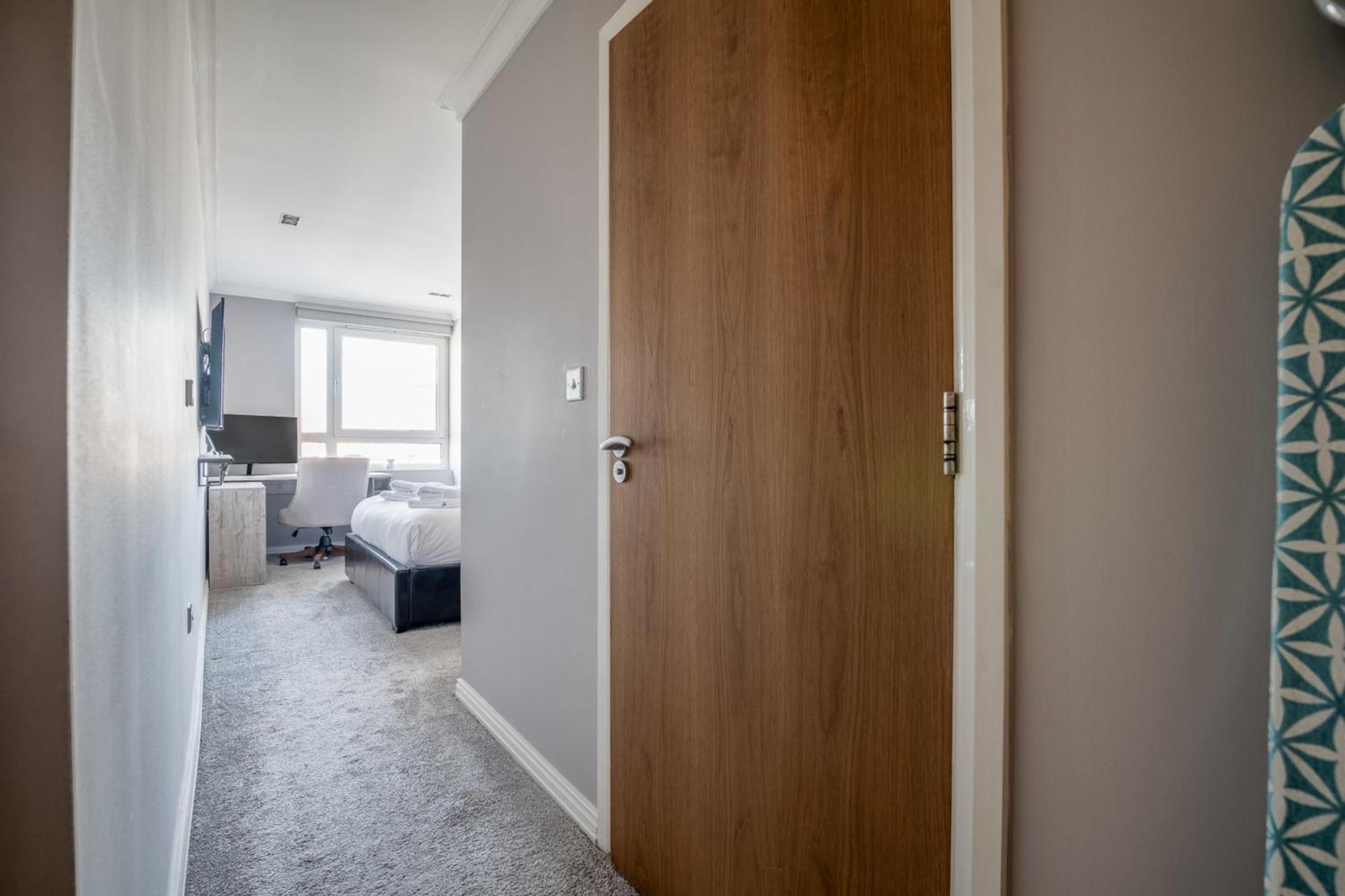 Canary Wharf Retreat With Free Secure Parking London Eksteriør bilde
