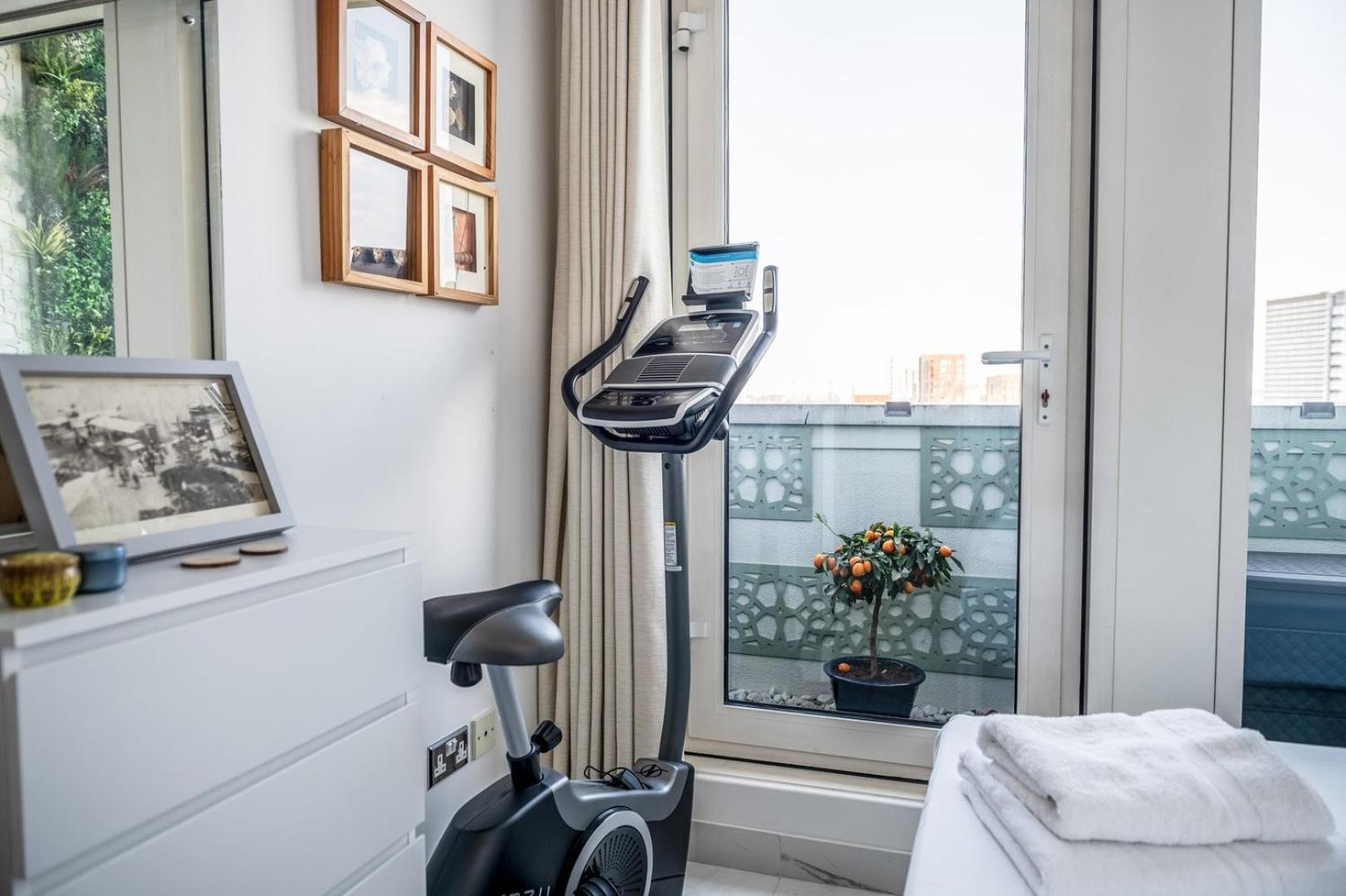 Canary Wharf Retreat With Free Secure Parking London Eksteriør bilde