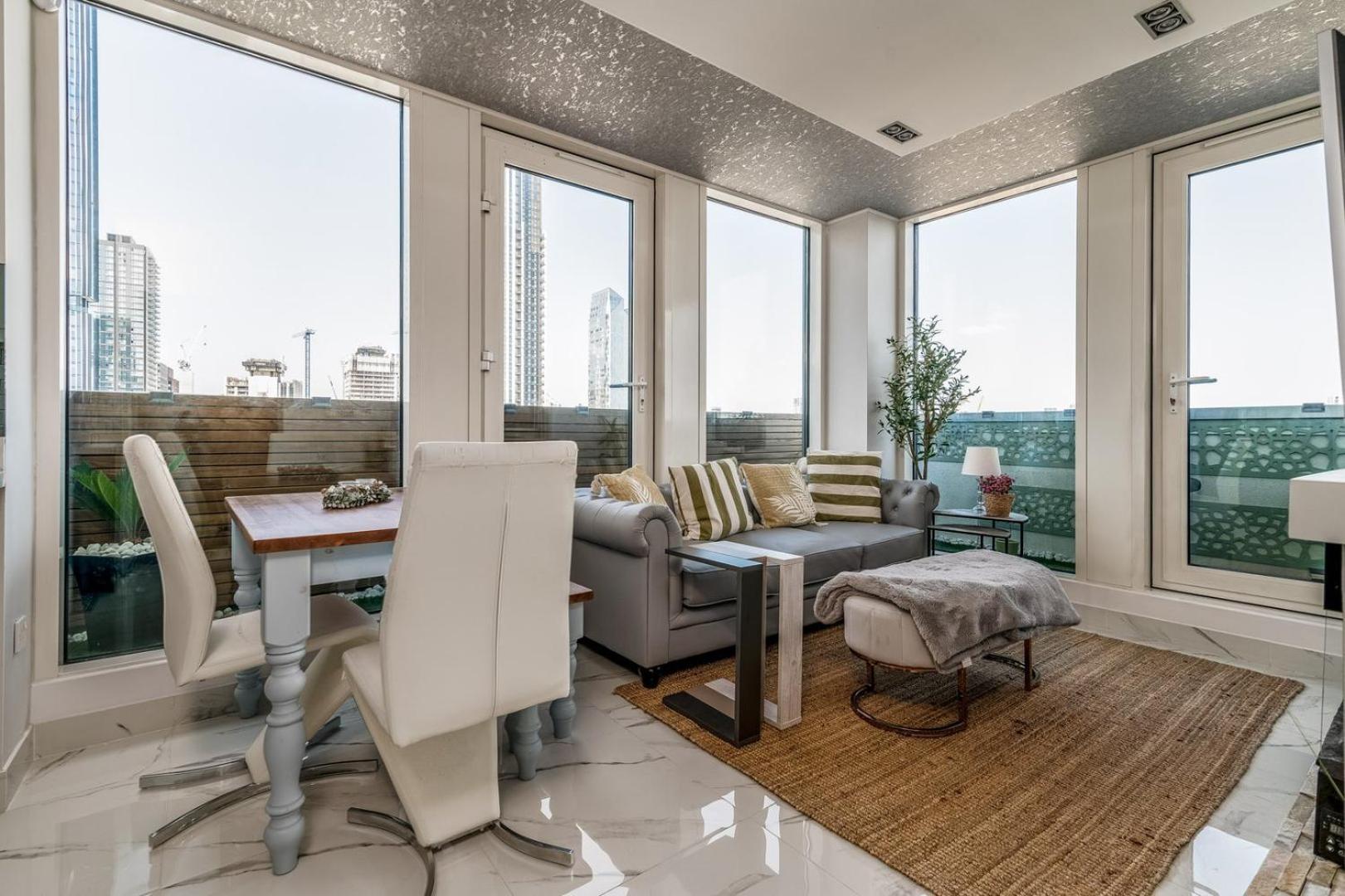 Canary Wharf Retreat With Free Secure Parking London Eksteriør bilde